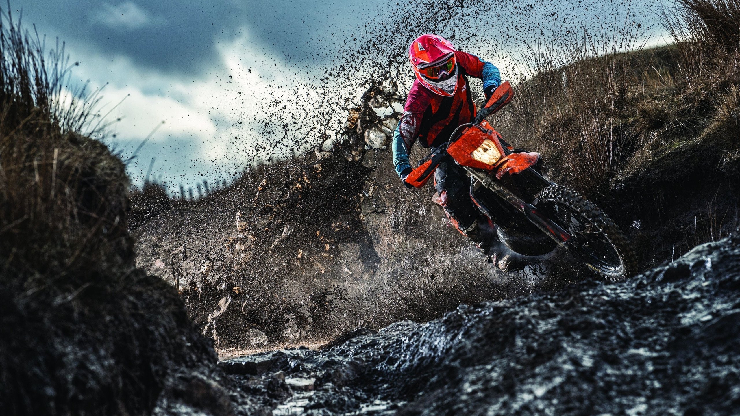 开云电竞登录-解说点评：专家眼中的比赛亮点，比赛解说的作用